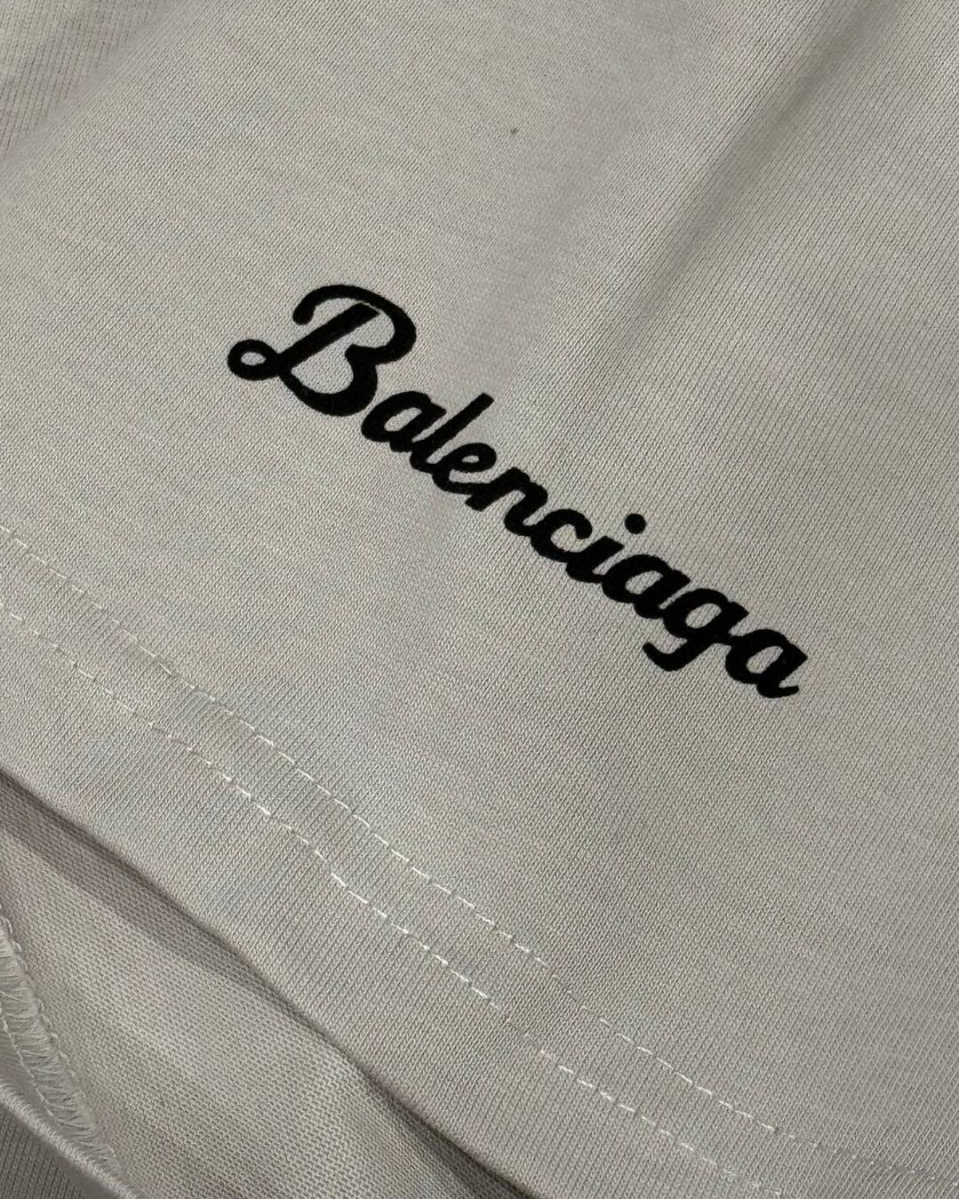 Футболка Balenciaga