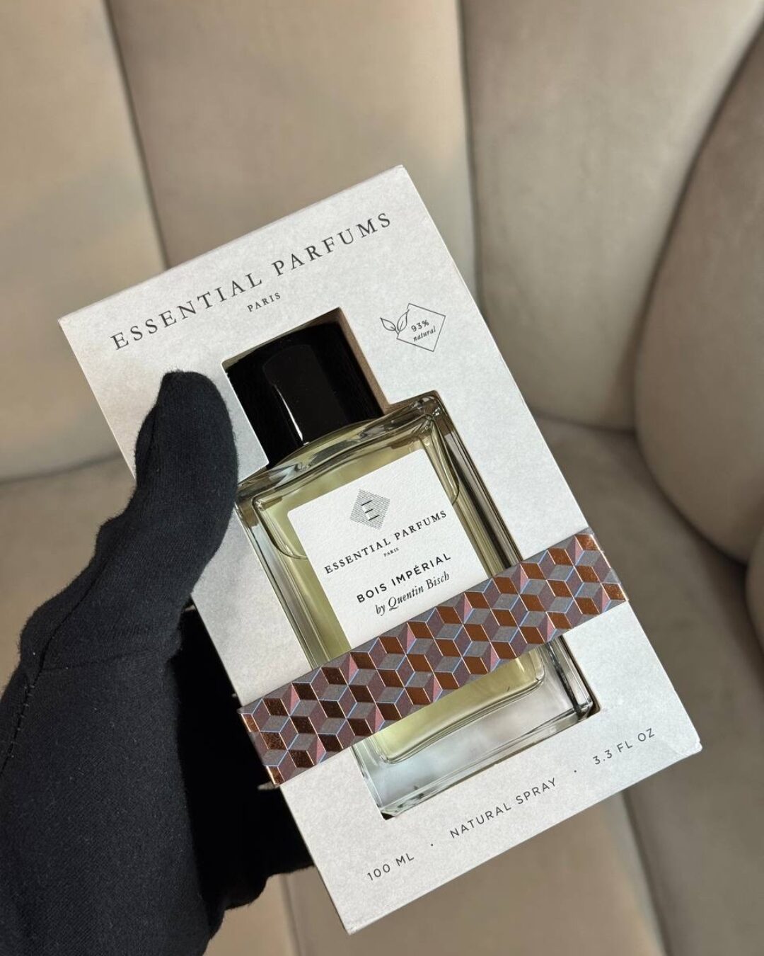 Парфюм Essential Parfums