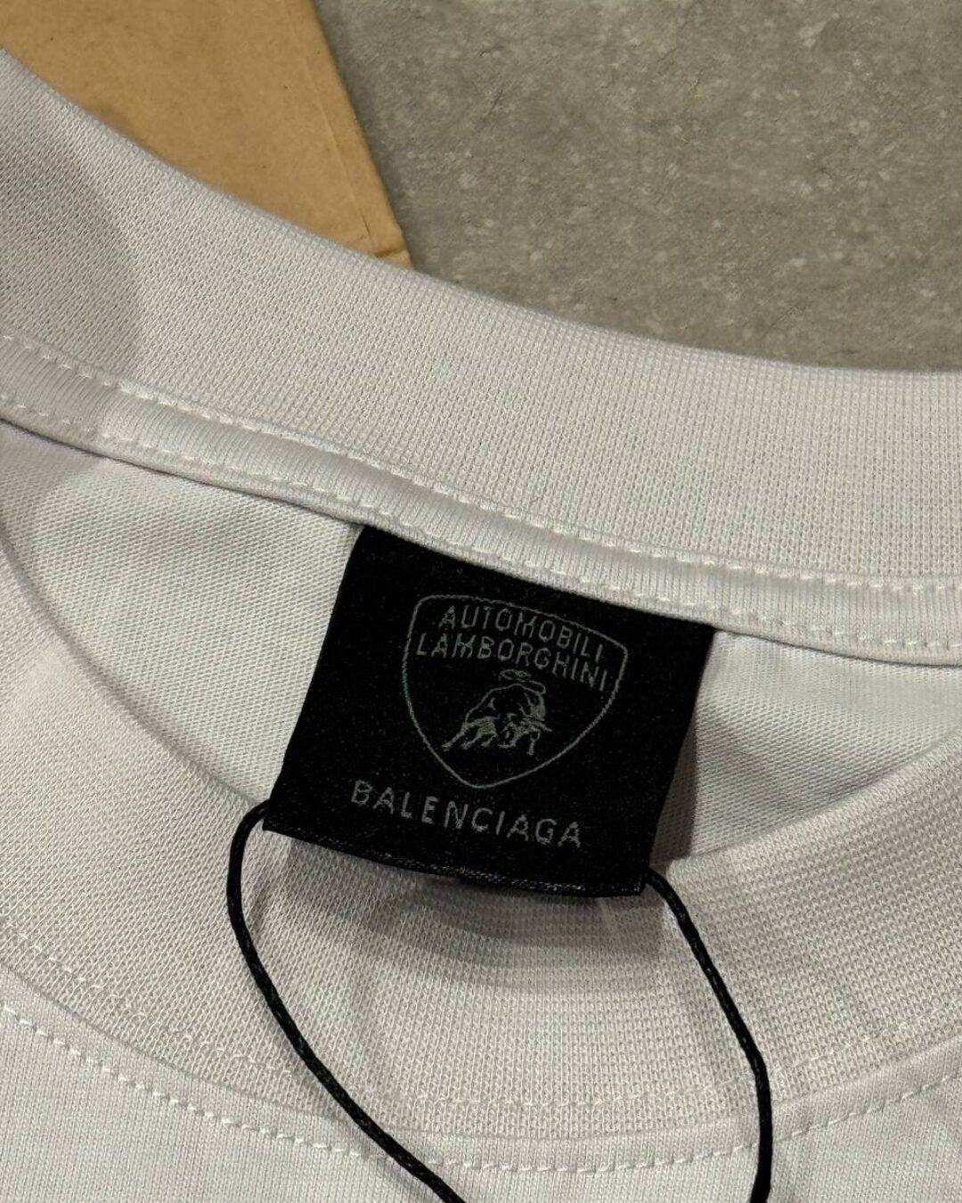Футболка Balenciaga