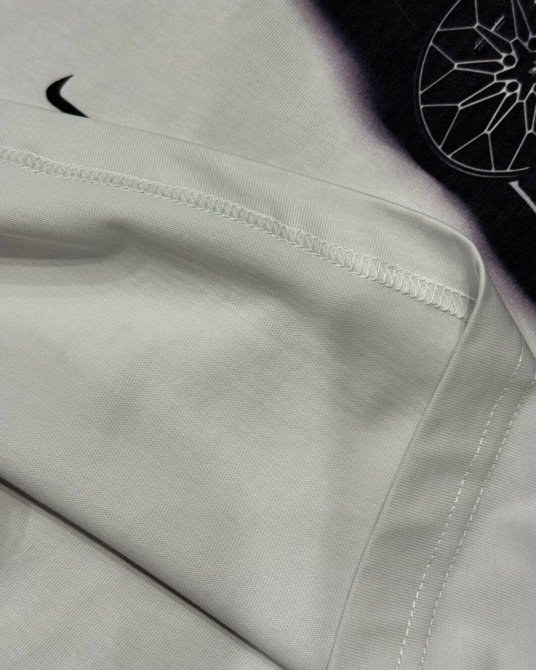 Футболка Balenciaga