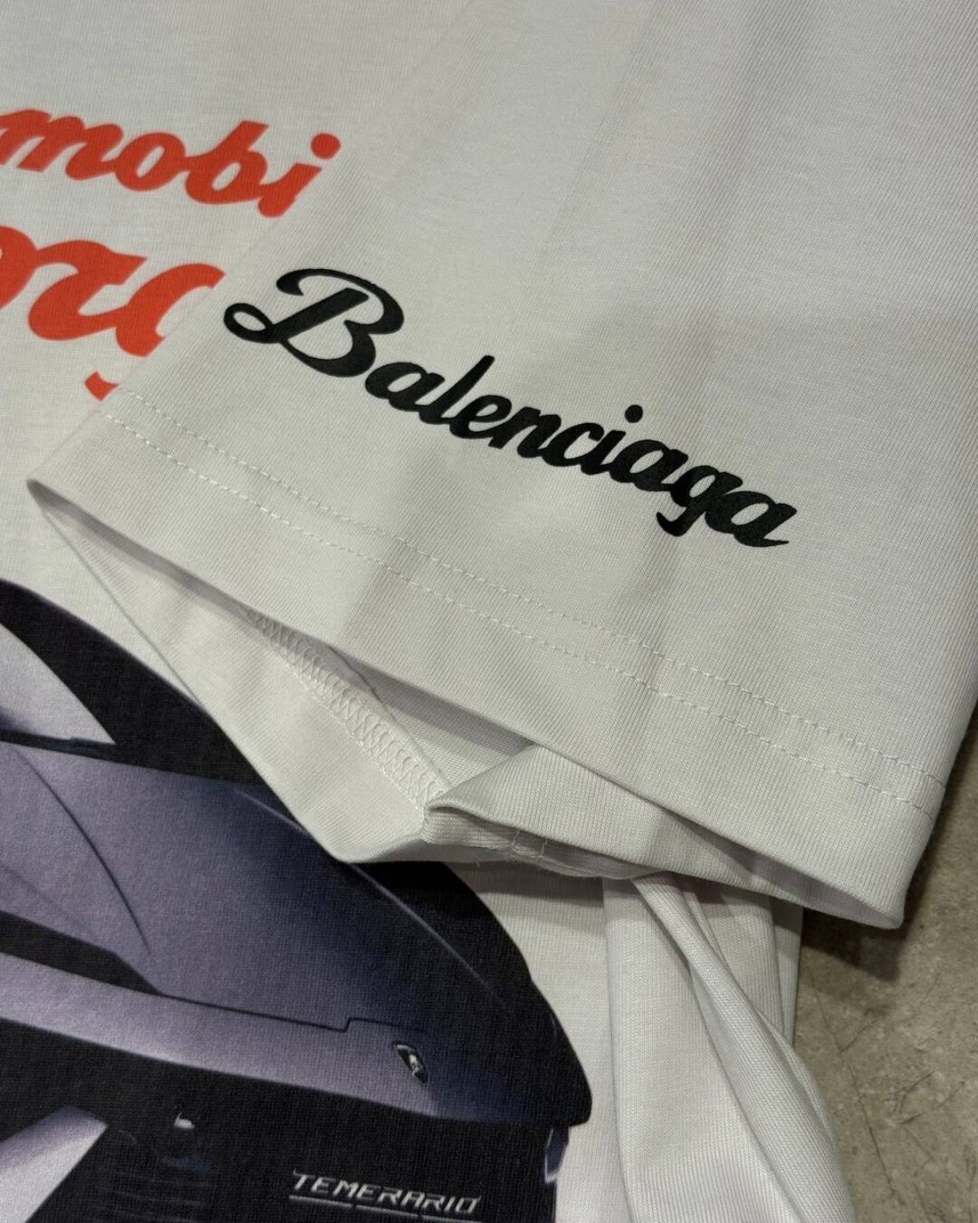 Футболка Balenciaga