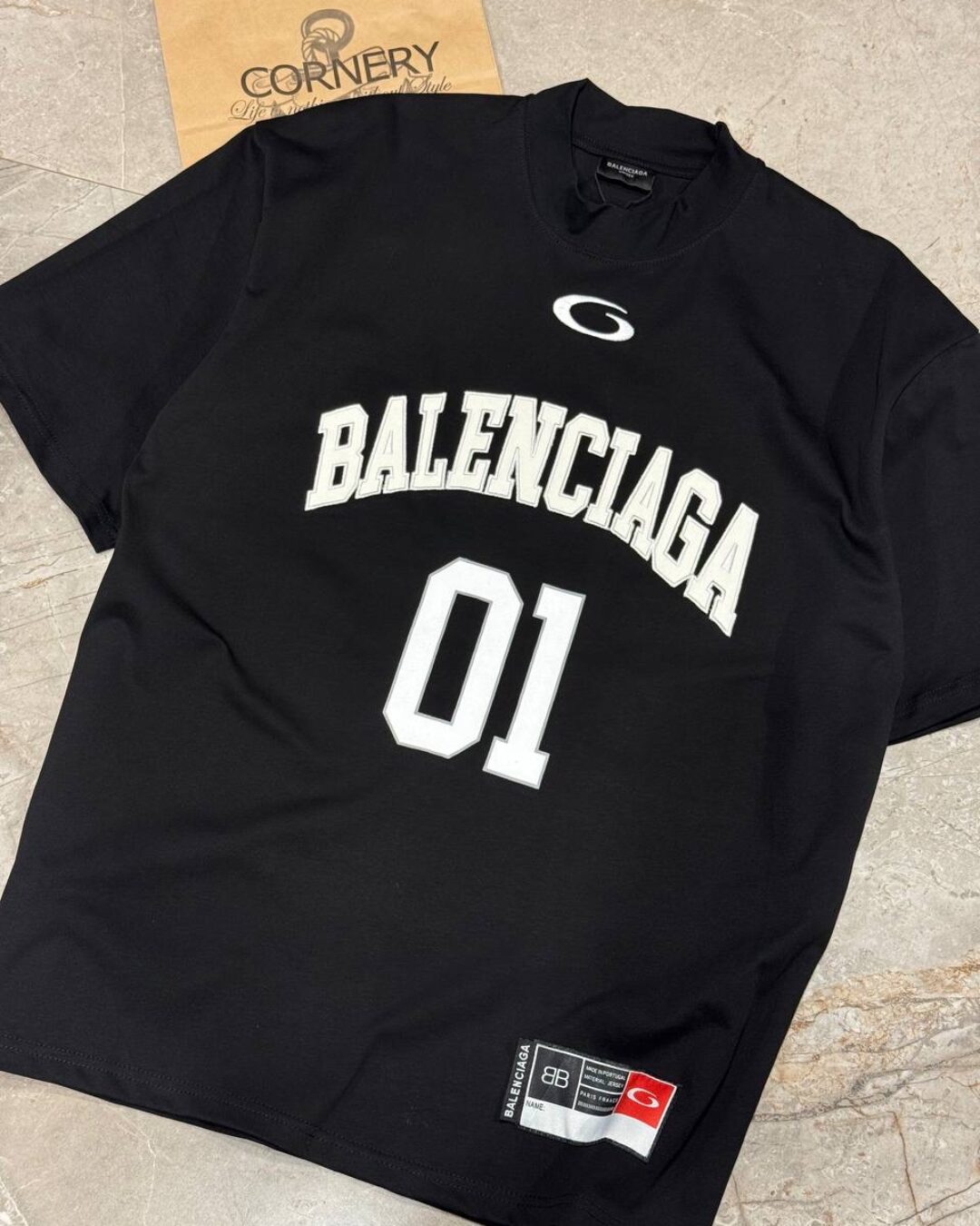 Футболка Balenciaga