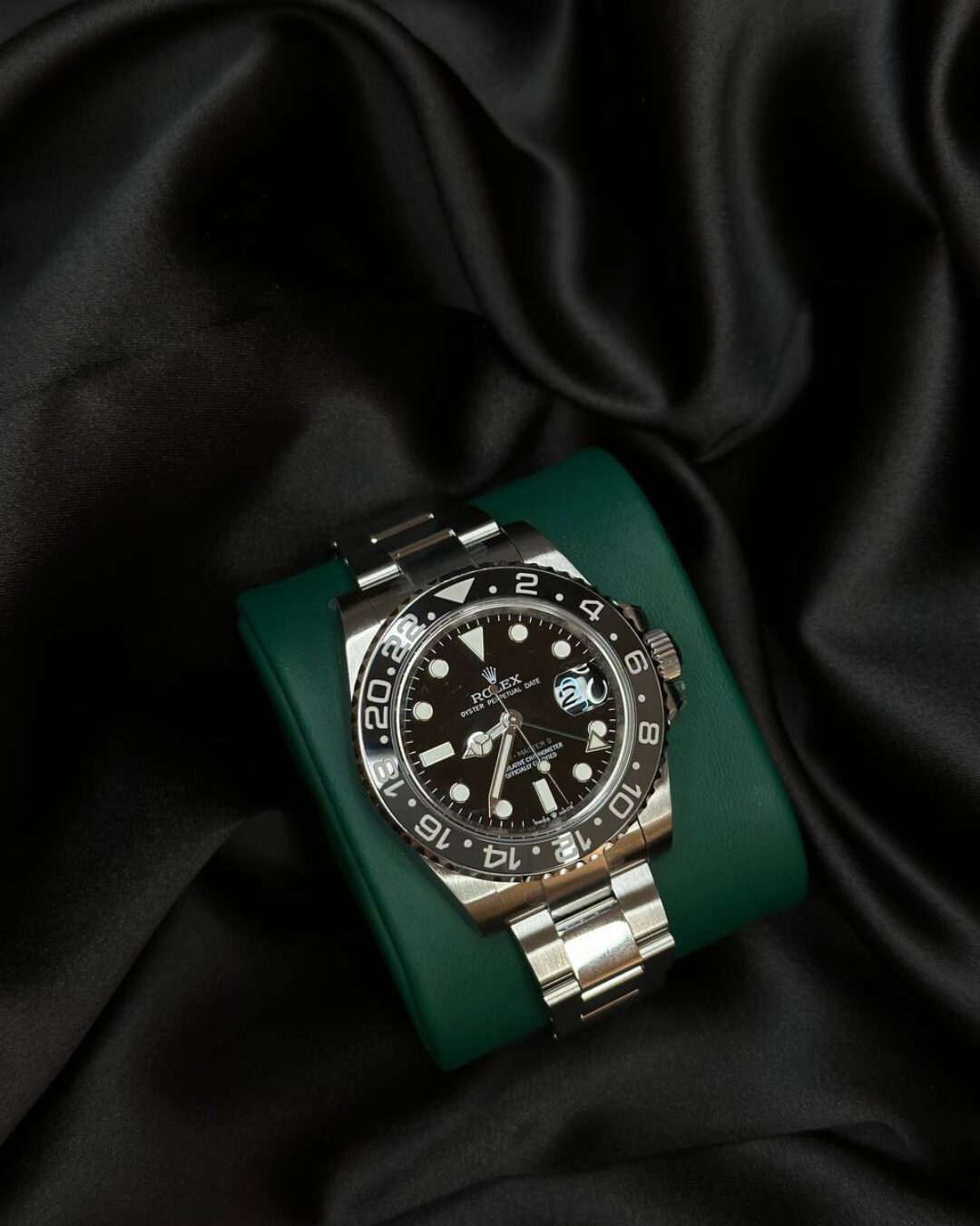 Часы Rolex GMT-Master Bruce Wayne