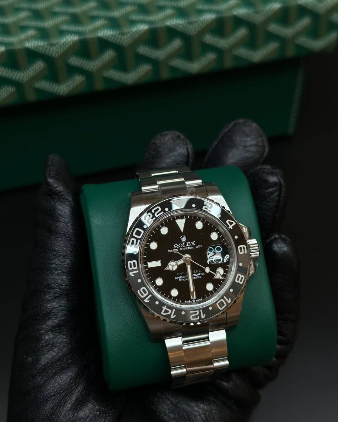 Часы Rolex GMT-Master Bruce Wayne