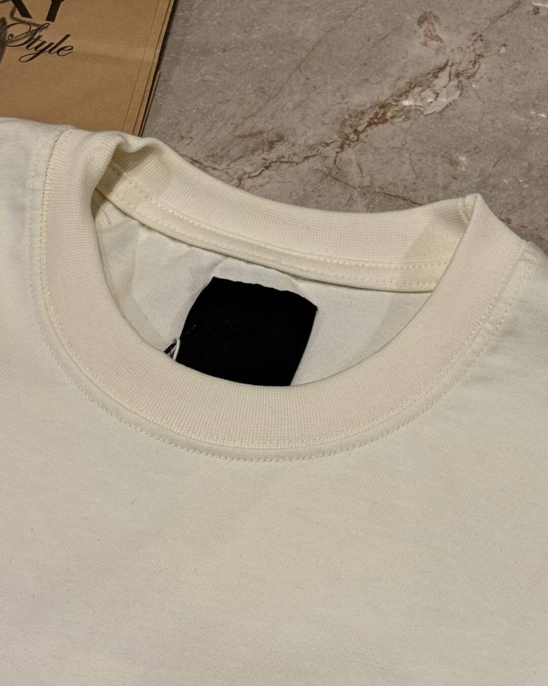 Футболка Givenchy