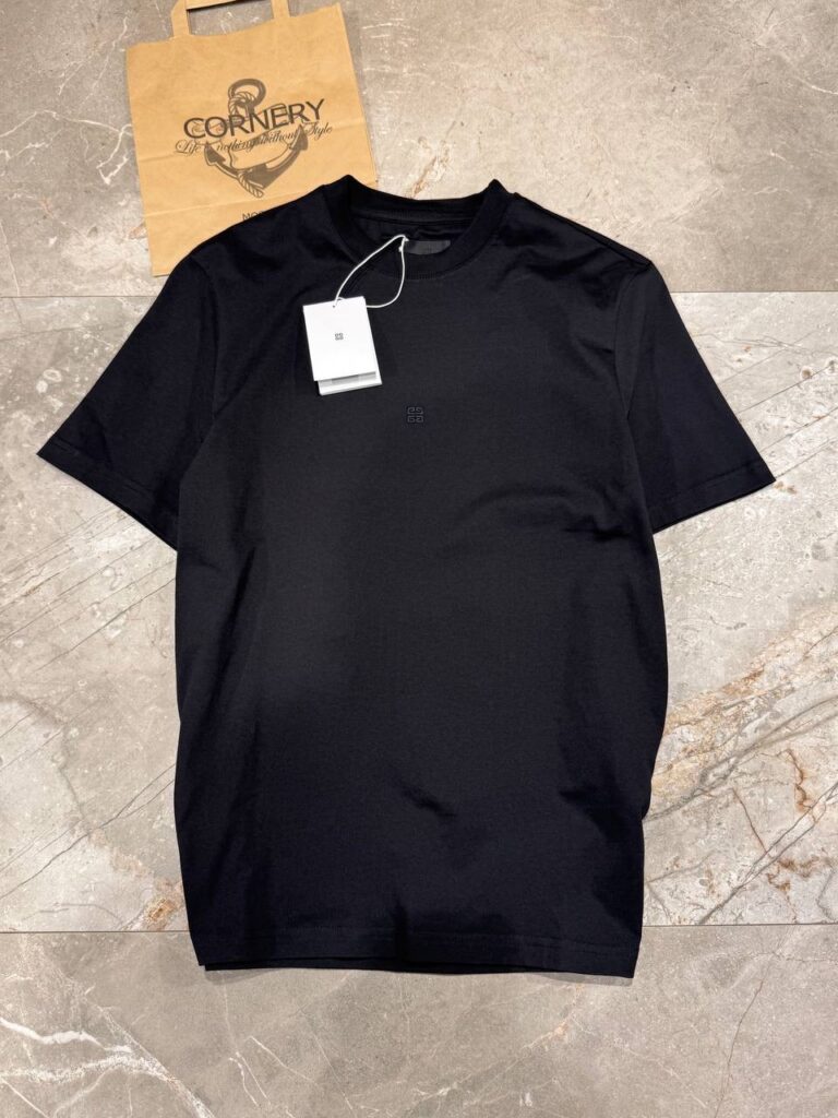 Футболка Givenchy