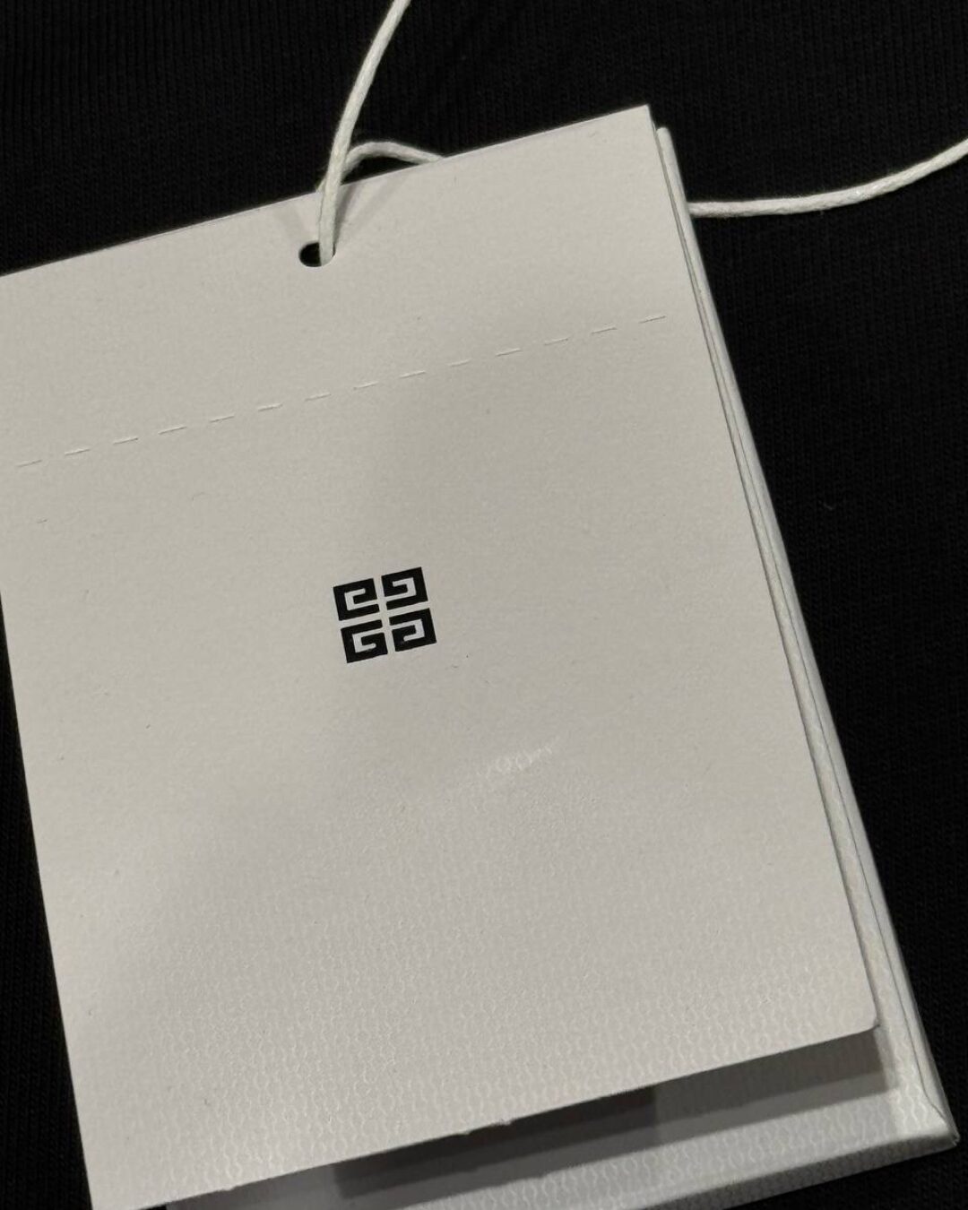 Футболка Givenchy