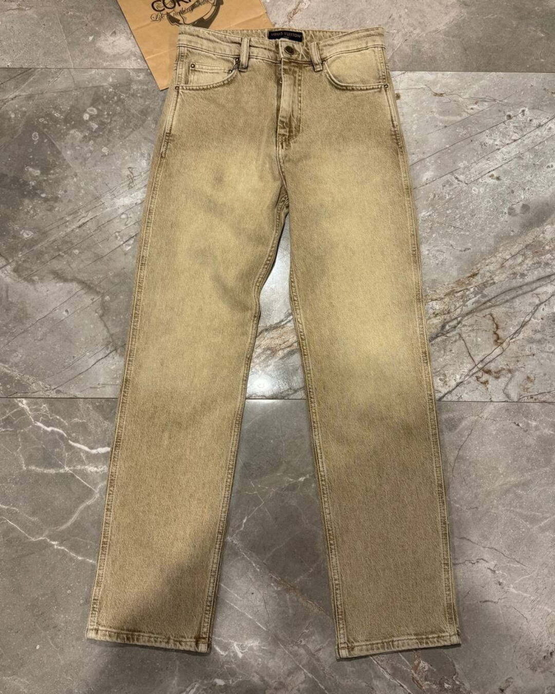 Джинсы Louis Vuitton