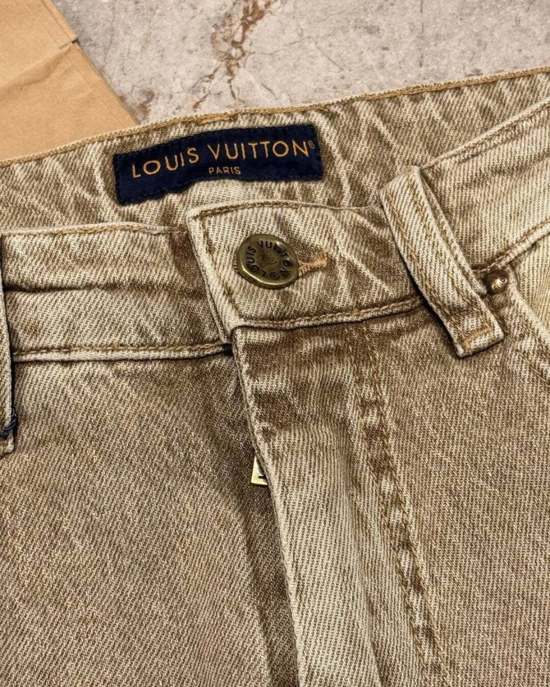 Джинсы Louis Vuitton