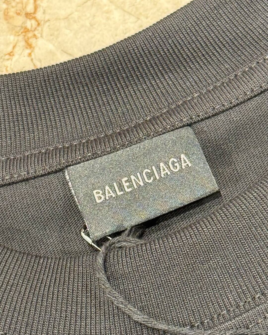 Футболка Balenciaga