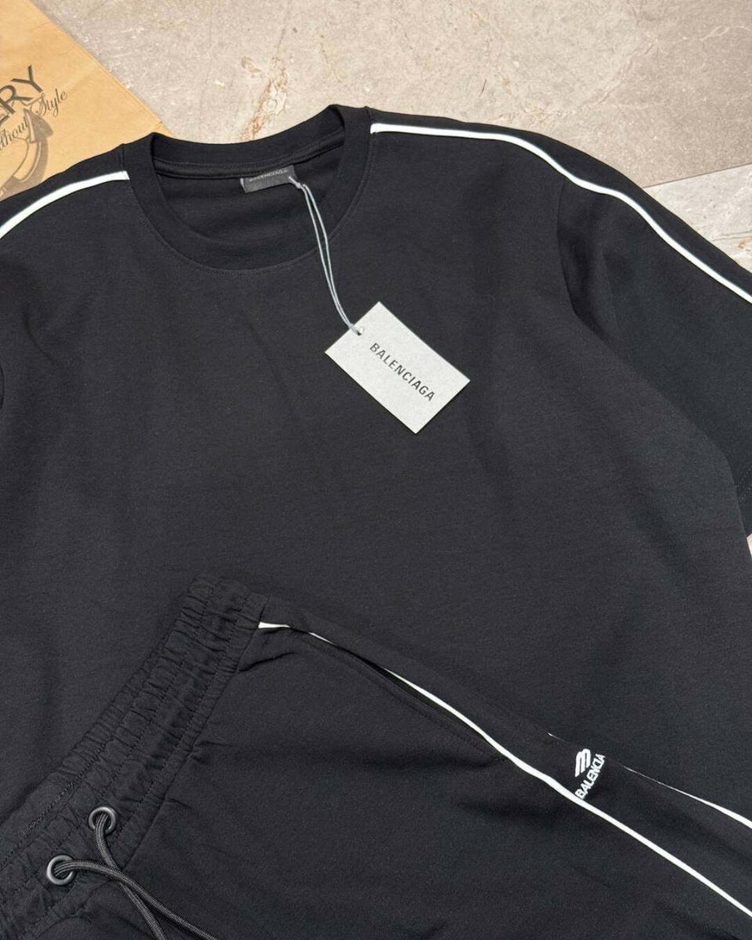 Костюм Balenciaga