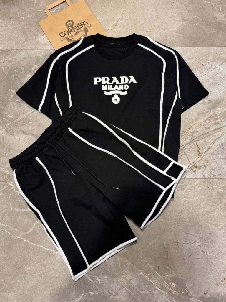 Костюм Prada