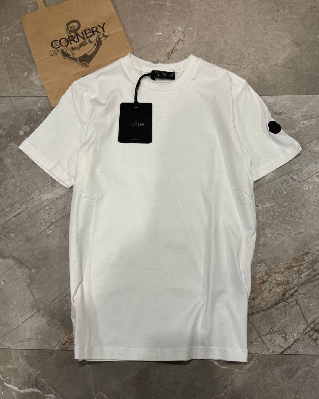 Футболка Moncler
