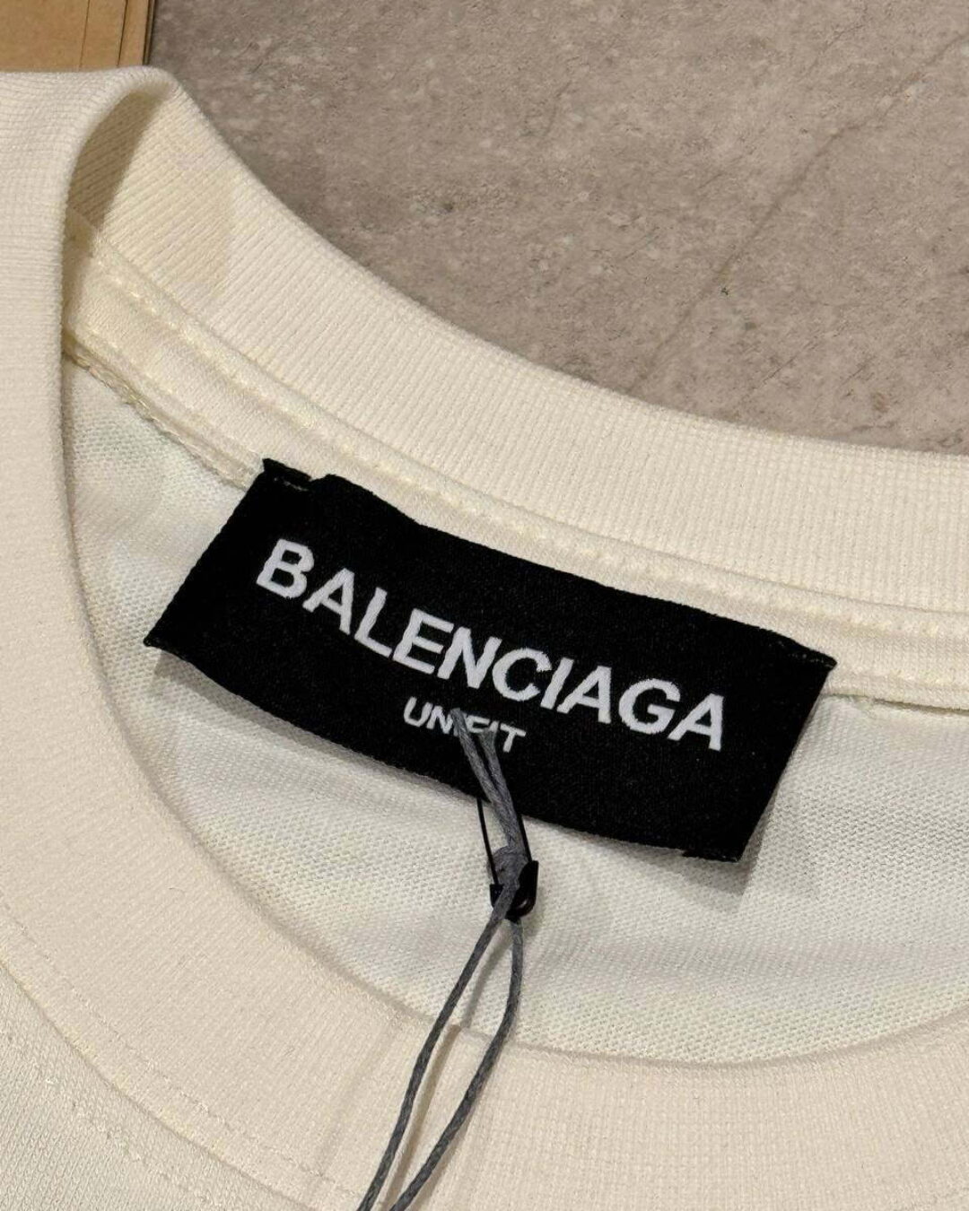 Футболка Balenciaga — фото 8