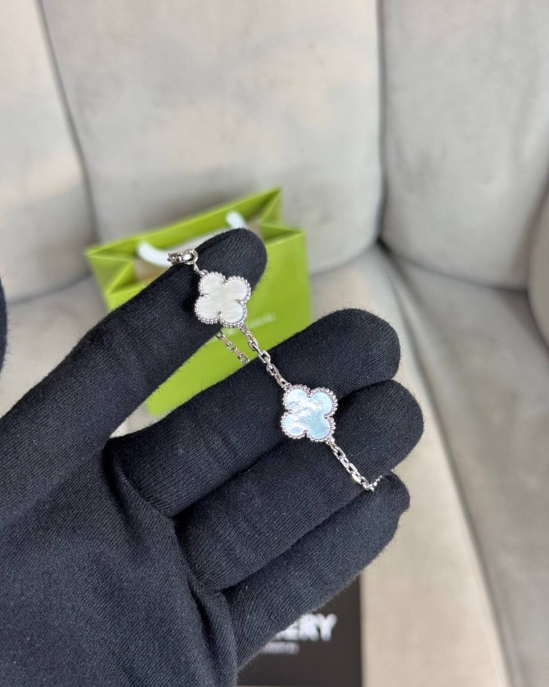 Браслет Van Cleef & Arpels Vintage Alhambra Silver/White