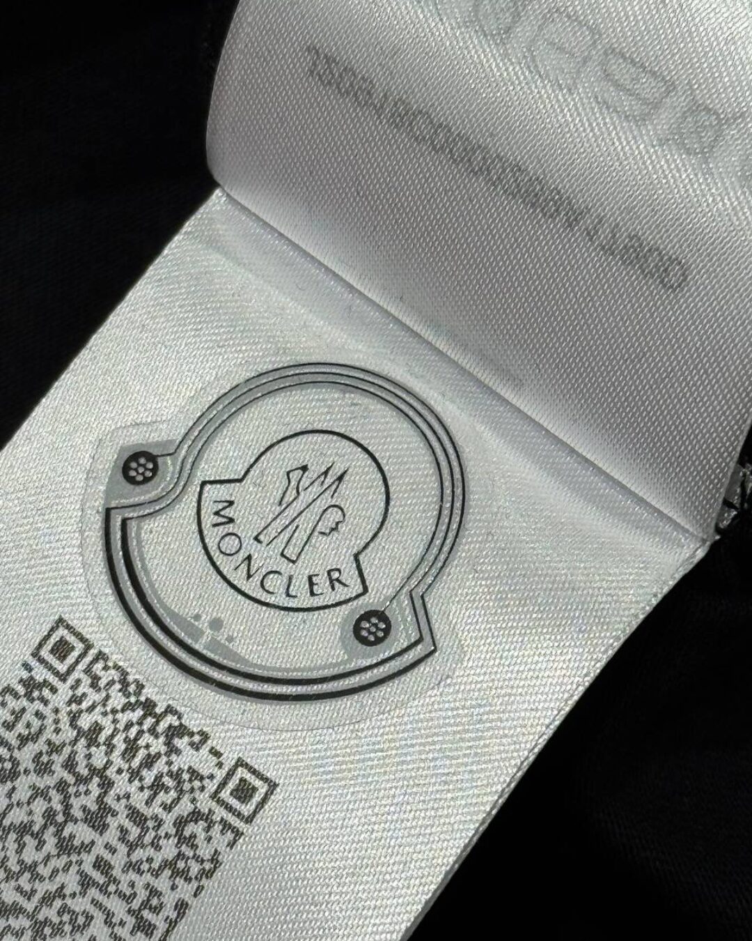 Футболка Moncler