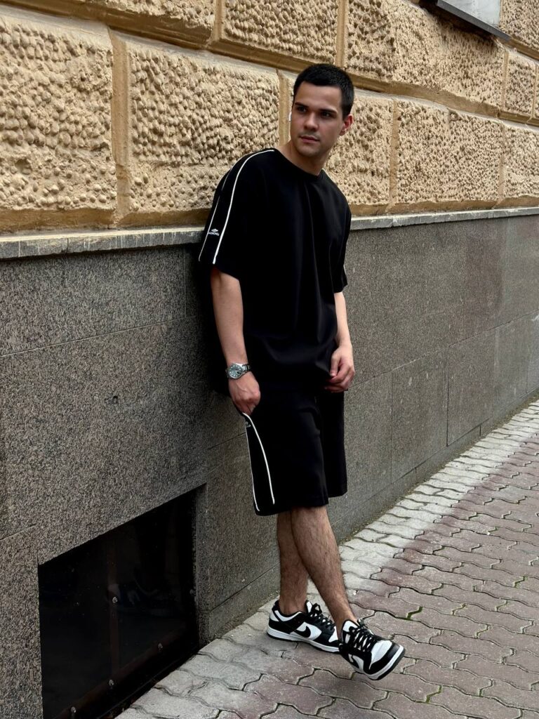 Костюм Balenciaga