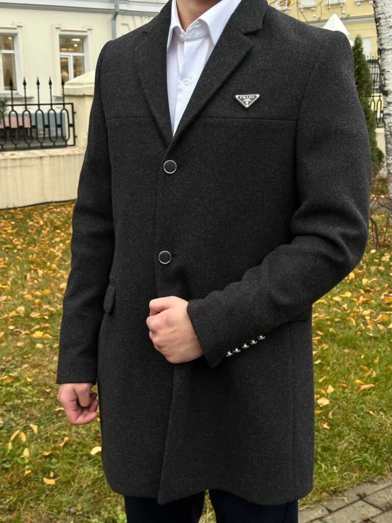Пальто Prada
