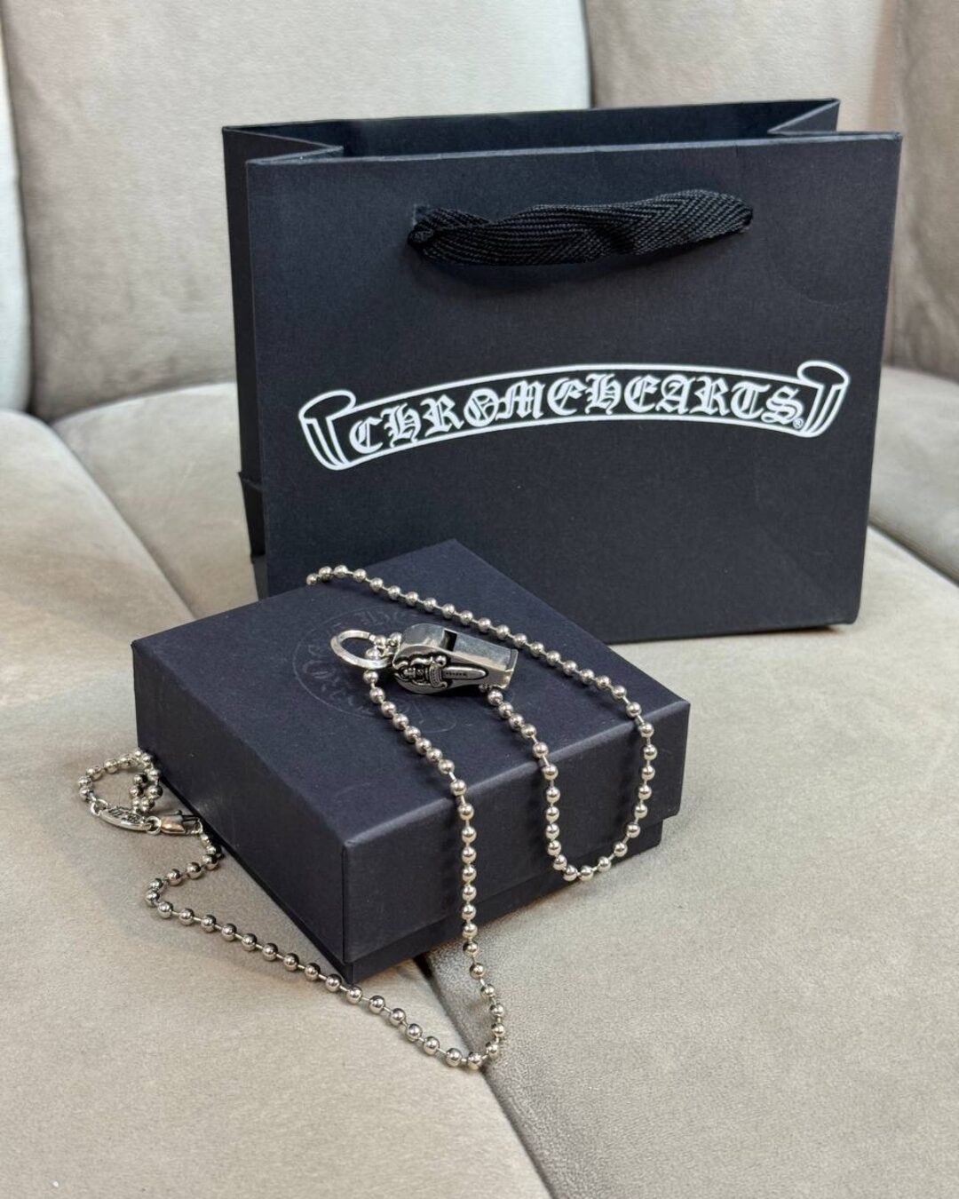 Колье Chrome Hearts