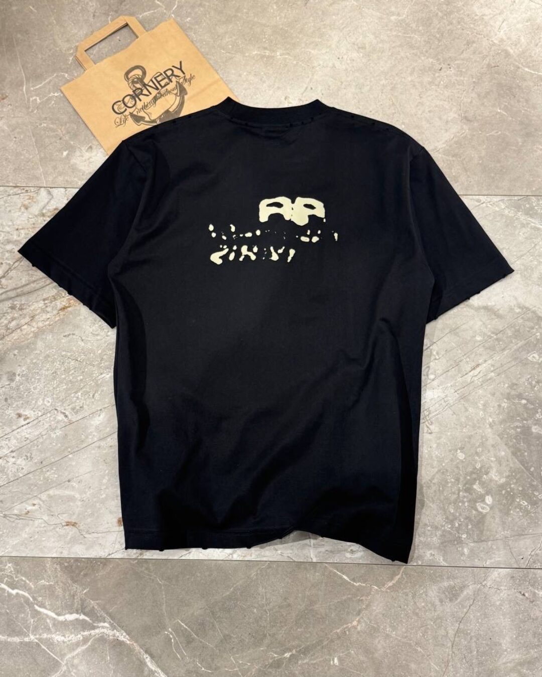 Футболка Balenciaga