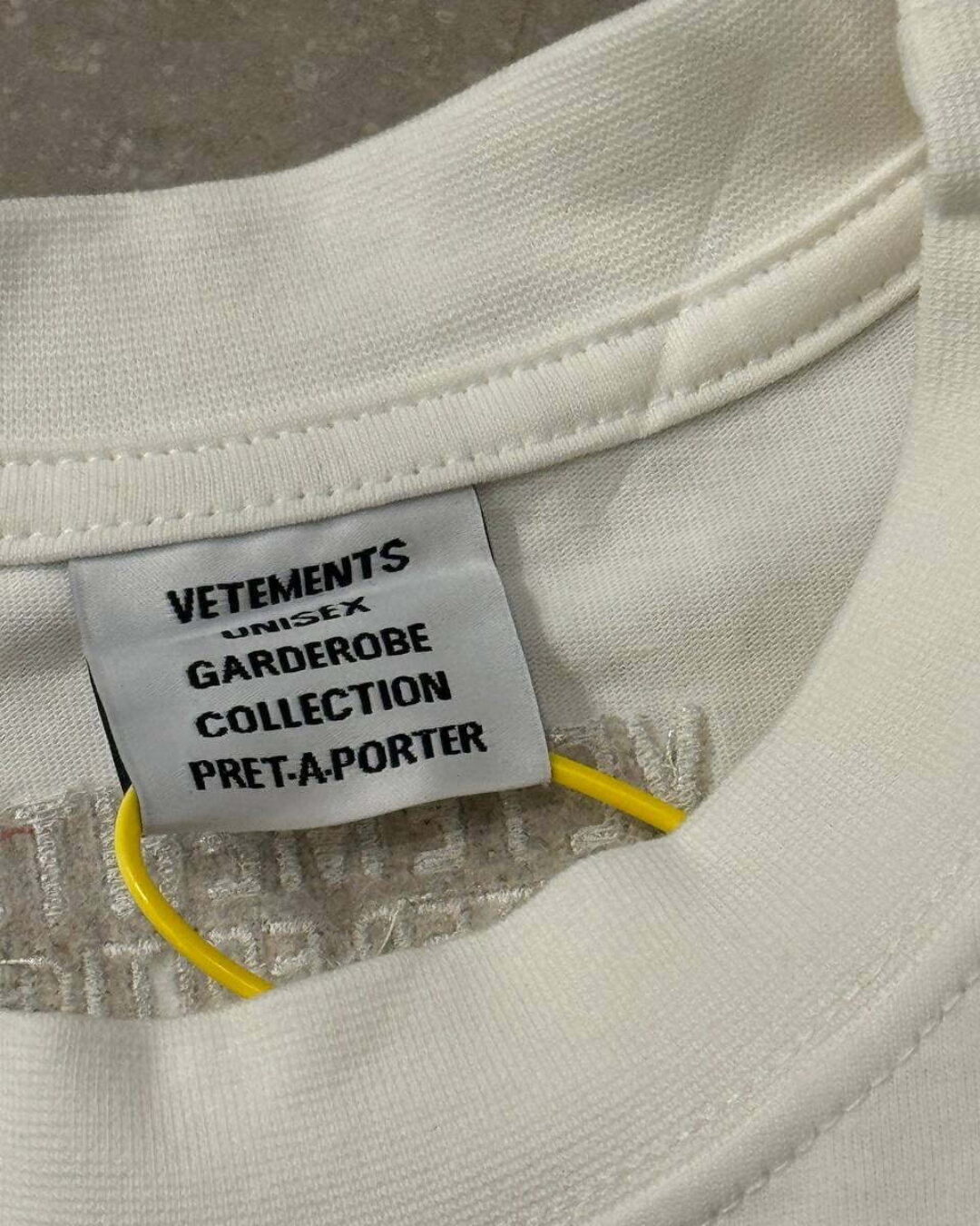 Футболка Vetements VET — фото 8