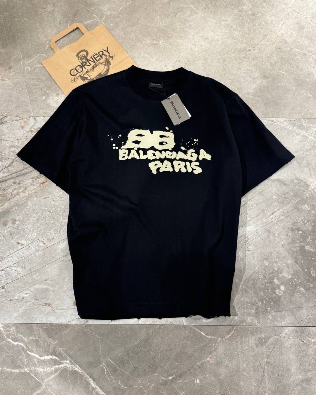 Футболка Balenciaga