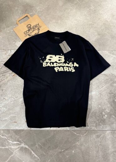 Футболка Balenciaga