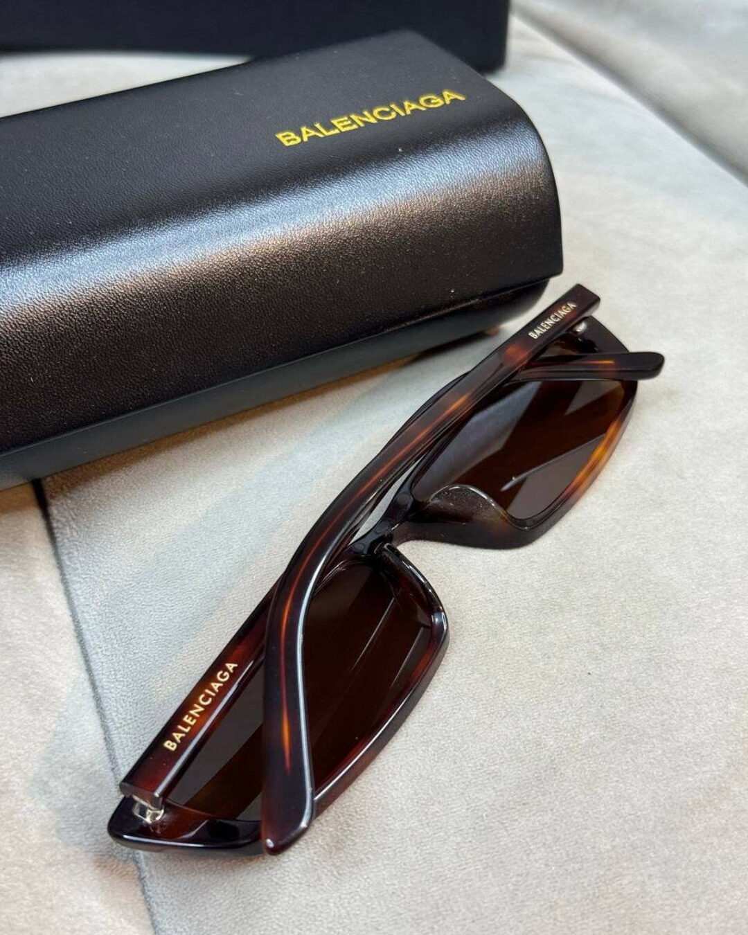 Очки Balenciaga