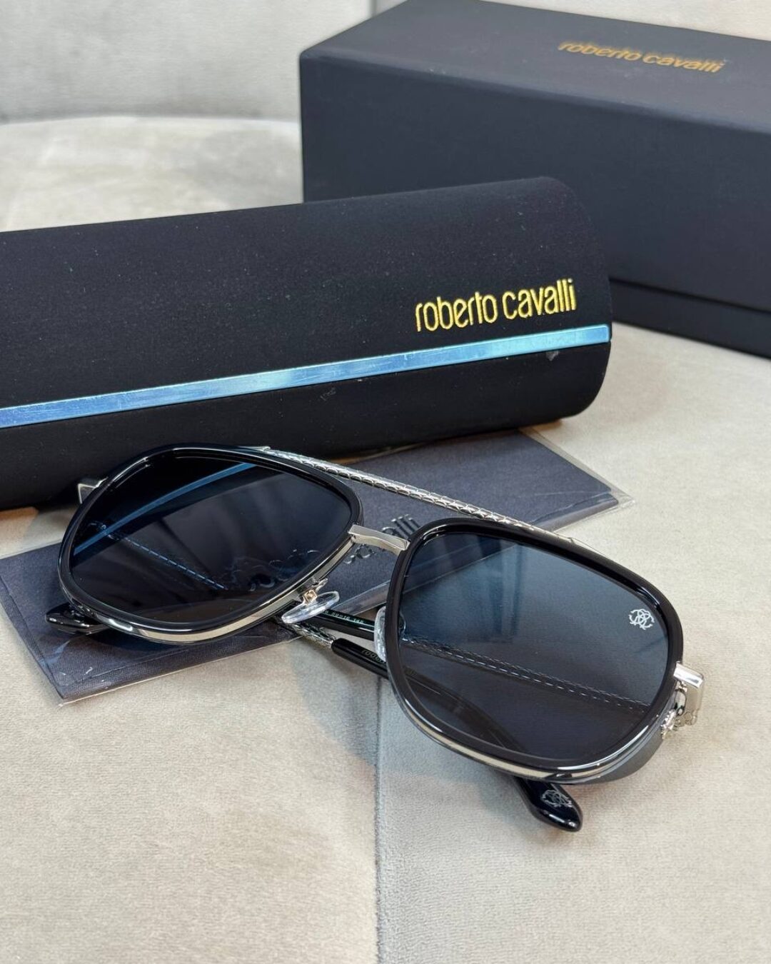 Очки Roberto Cavalli