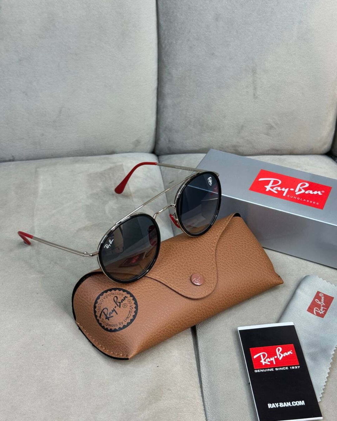 Очки Ray Ban х Ferrari