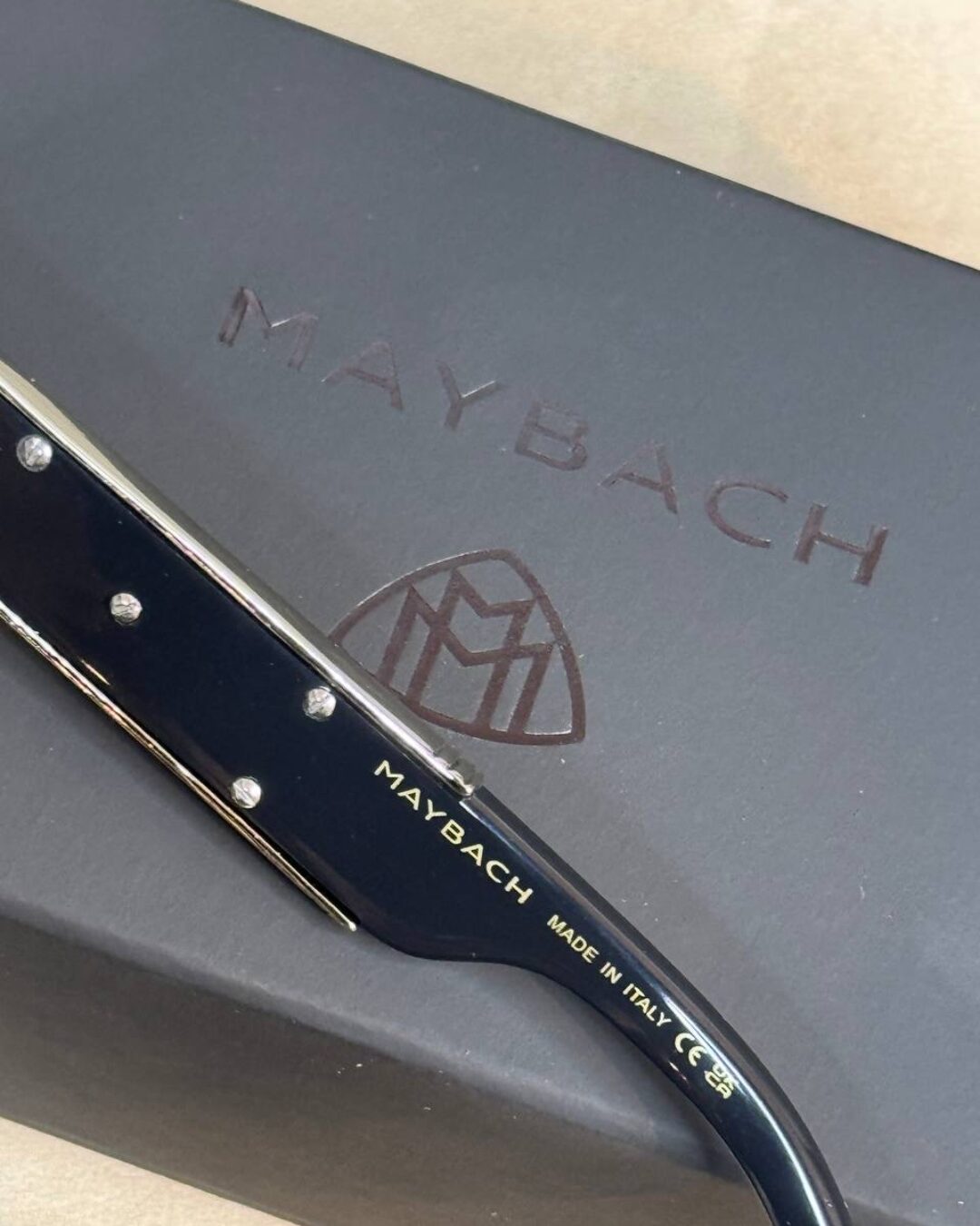Очки Maybach