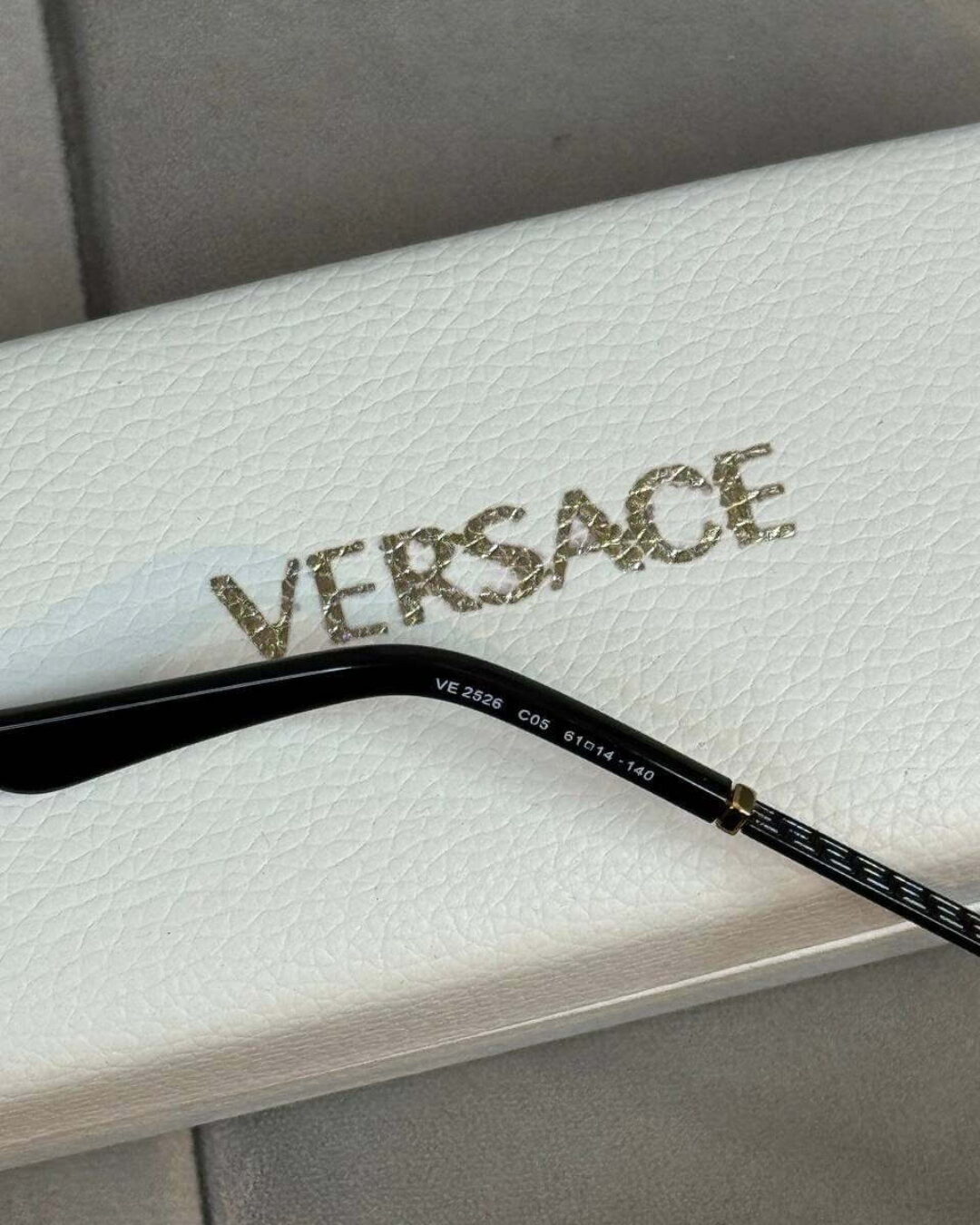 Очки Versace