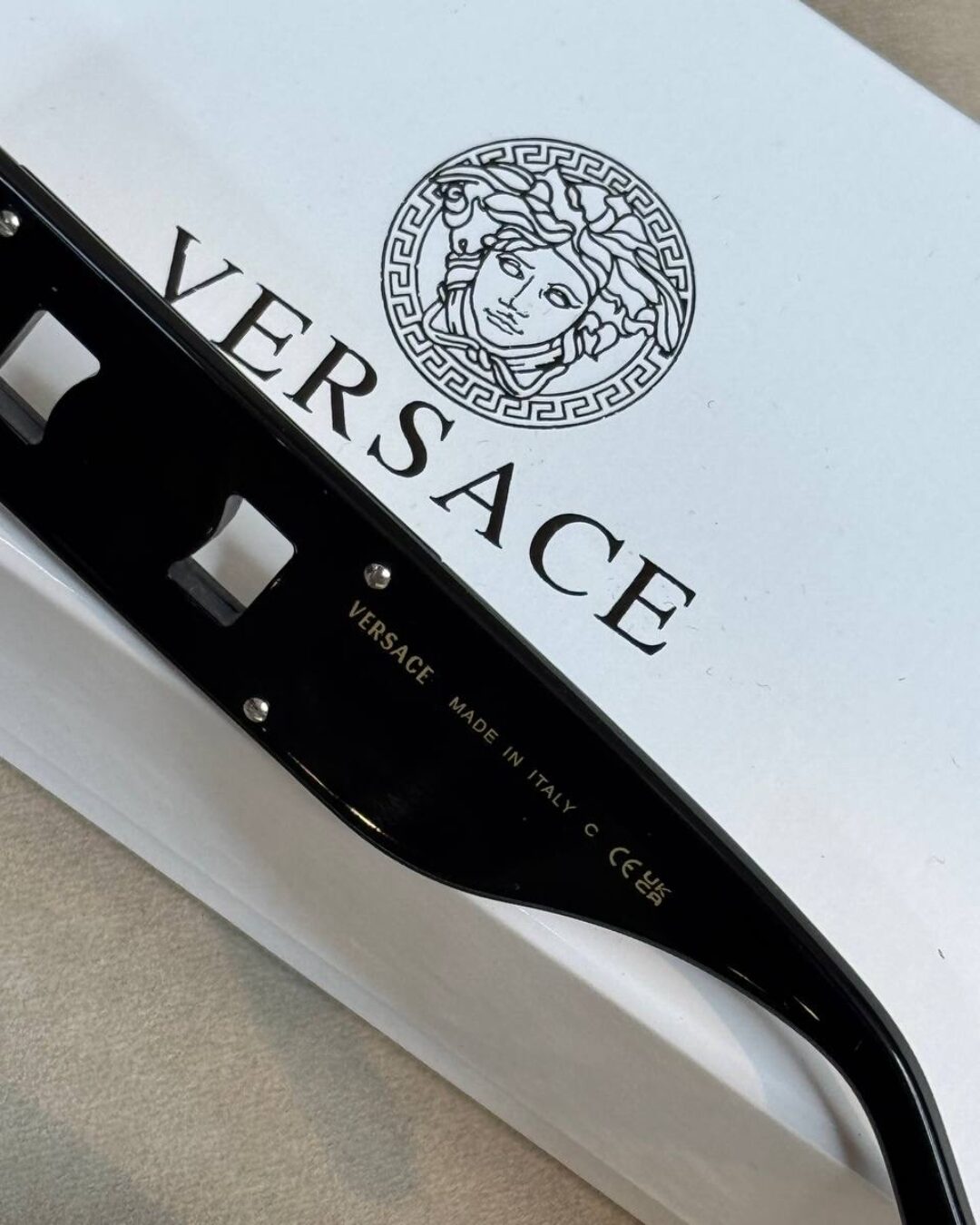 Очки Versace
