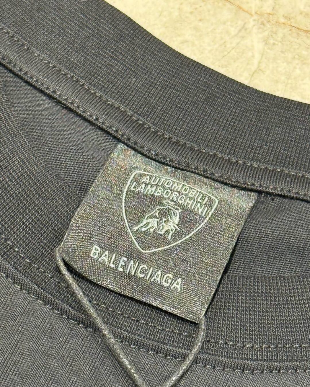 Футболка Balenciaga