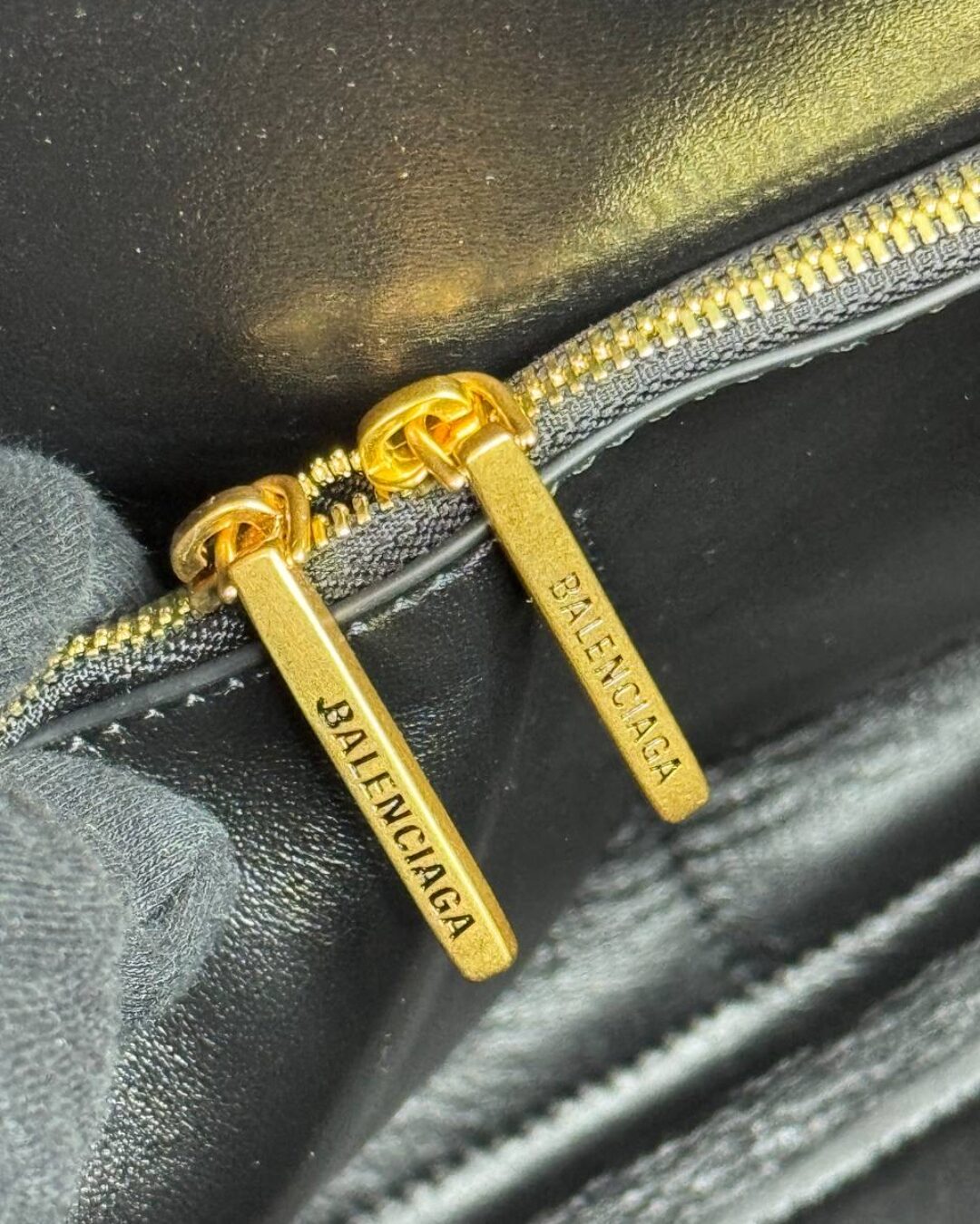 Сумка Balenciaga Bel Air Medium