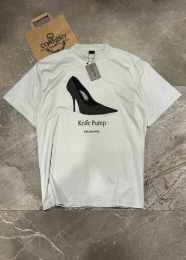 Футболка Balenciaga
