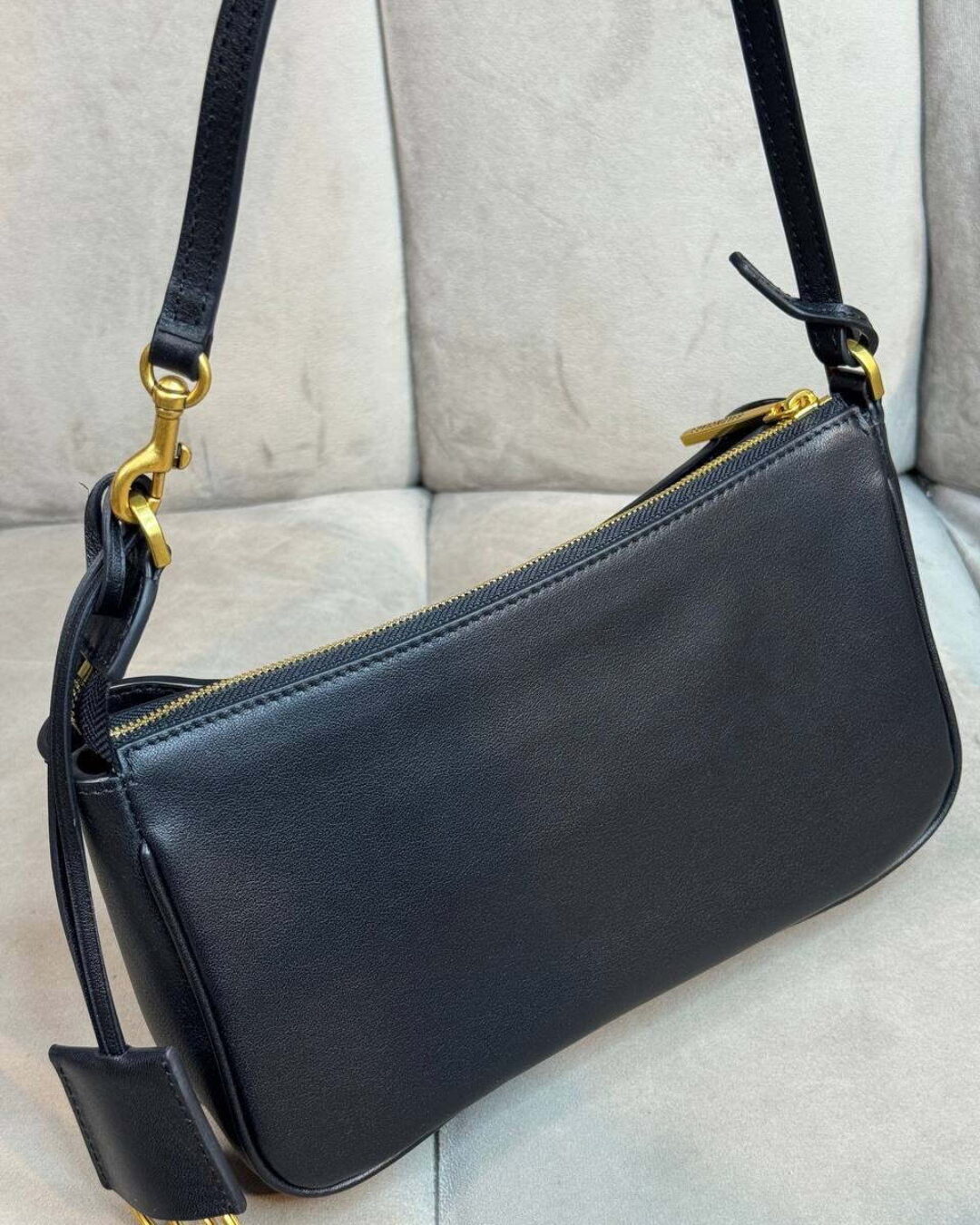 Сумка Balenciaga Rodeo Sling Pochette
