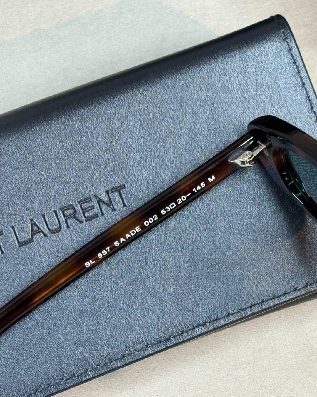 Очки Saint Laurent