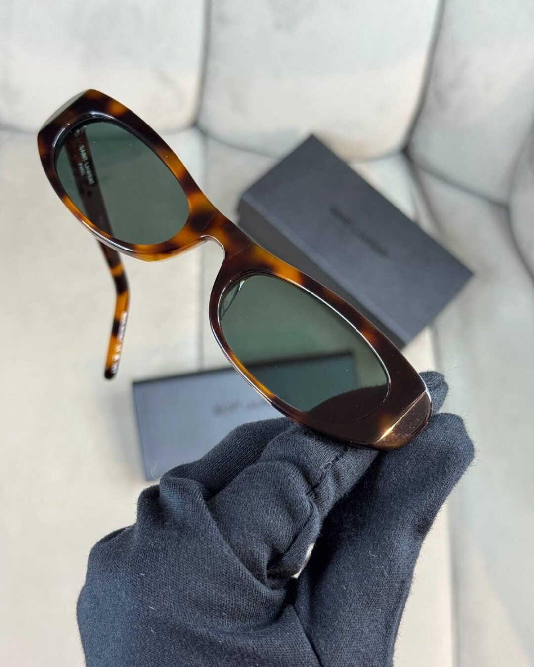 Очки Saint Laurent