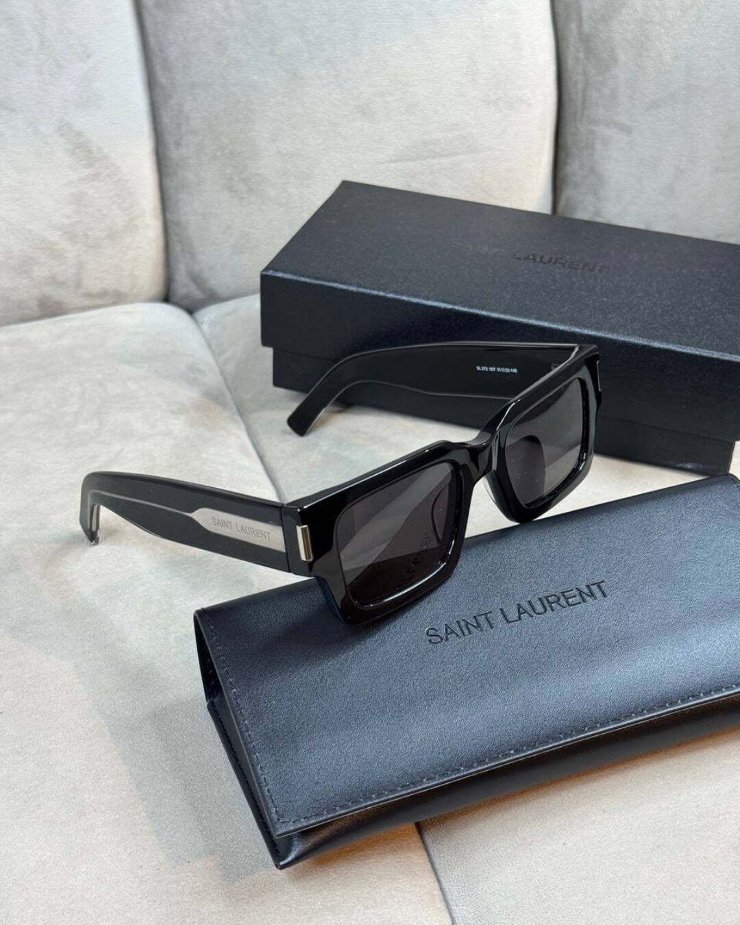 Очки Saint Laurent