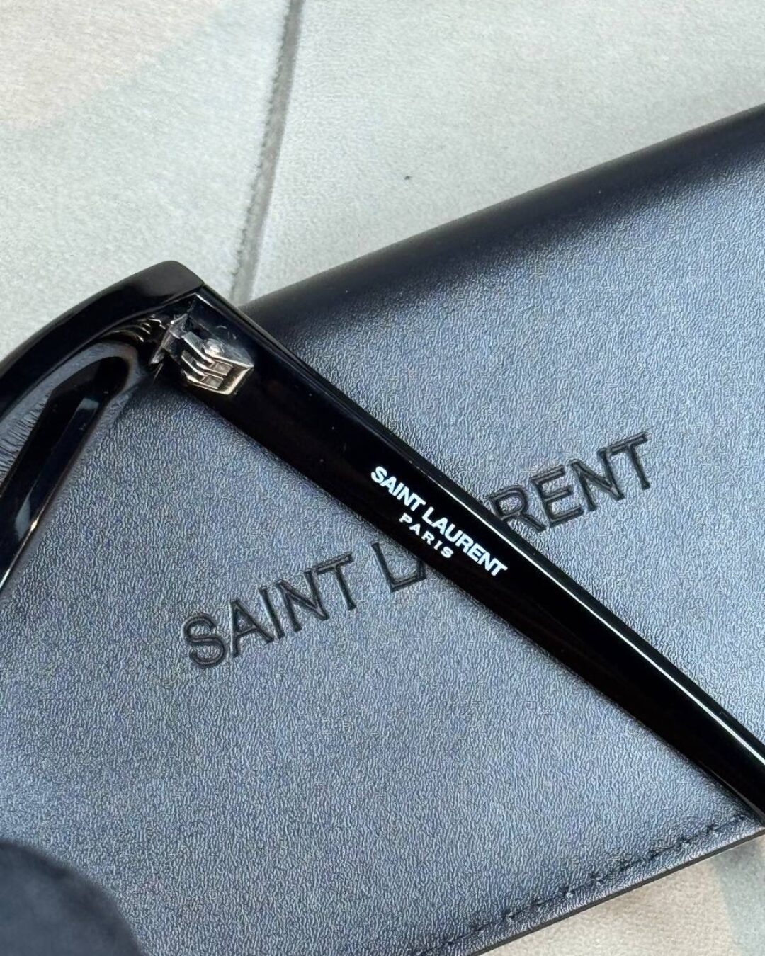 Очки Saint Laurent