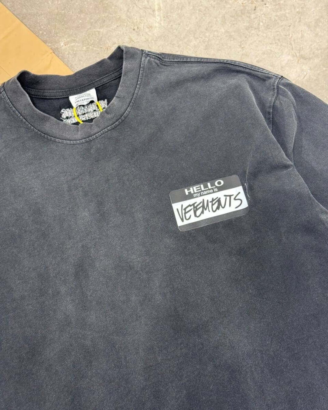 Футболка Vetements My Name Is — фото 4