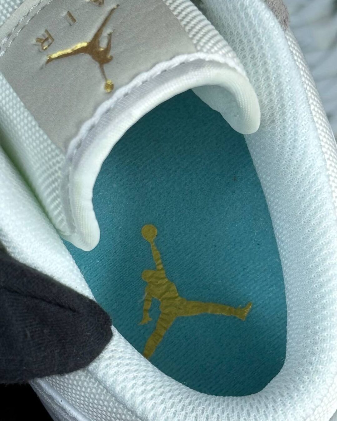 Кроссовки Nike Air Jordan 1 Low Sky Blue