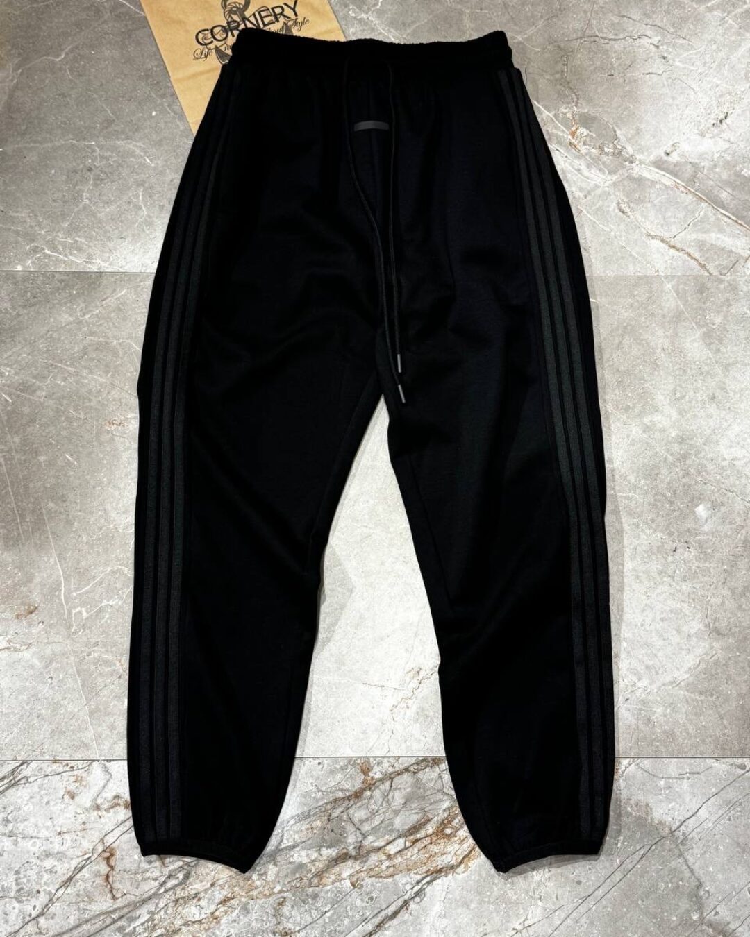 Спортивные штаны Fear Of God