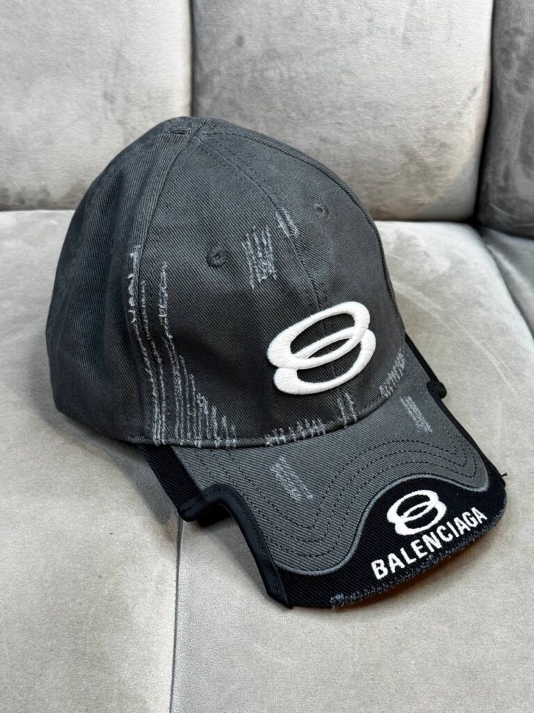 Кепка Balenciaga