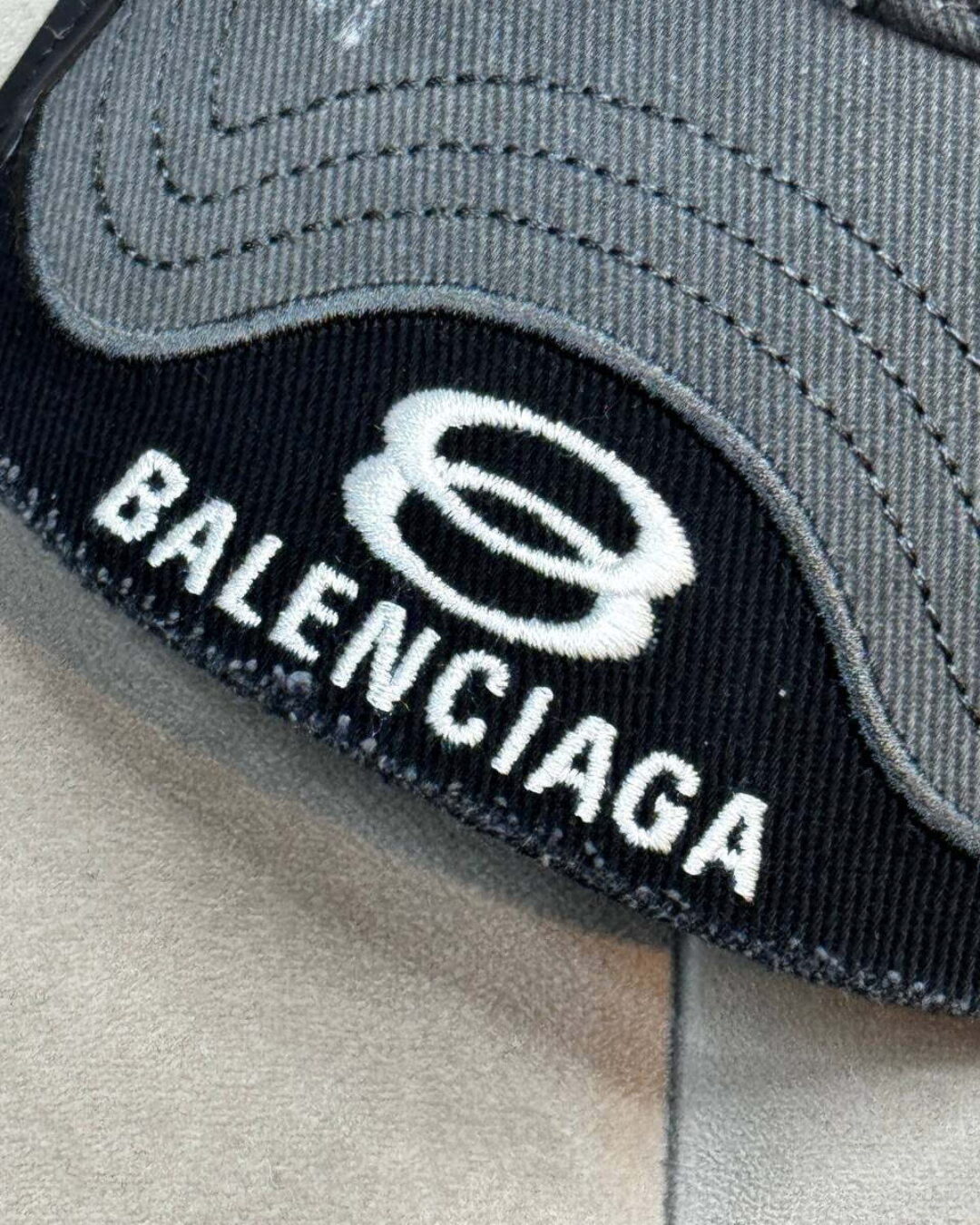 Кепка Balenciaga