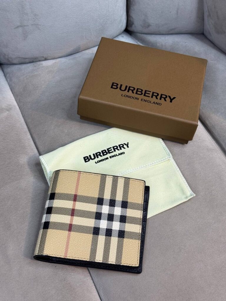 Кошелек Burberry