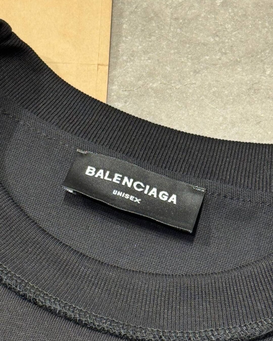 Футболка Balenciaga