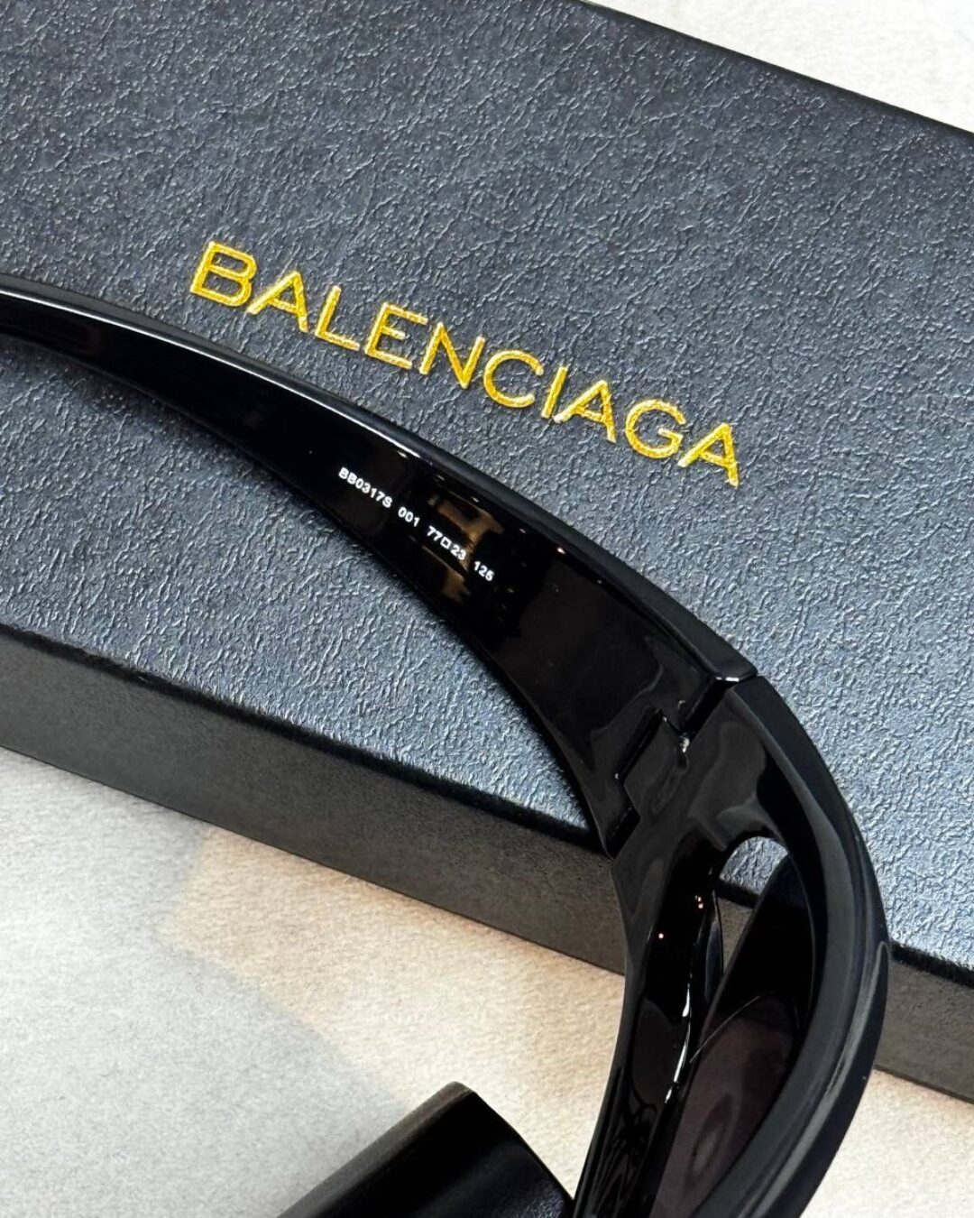 Очки Balenciaga