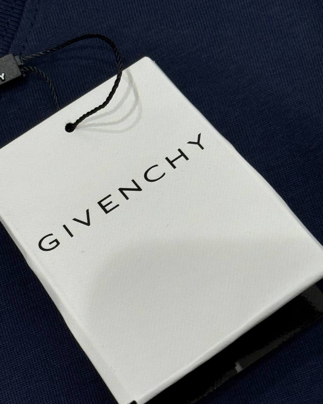 Футболка Givenchy